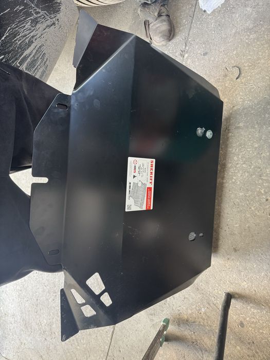 Защита двигателя Chrysler 300c