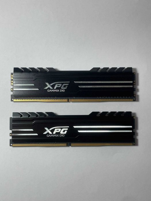 XPG Gammix D10 DDR4