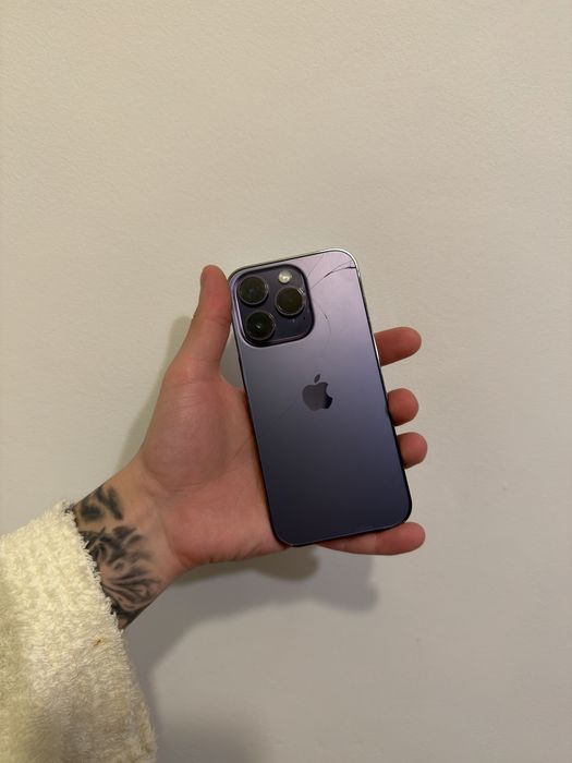iPhone 14 Pro deep purple