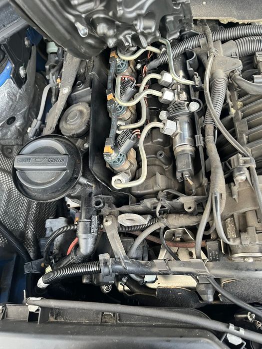 Dezmembrez bmw f30 f31 320d n47d20c m paket jante r18 interior m piese