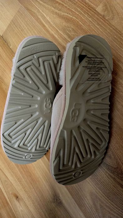 Papuci UGG originali