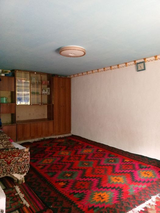 Uy sotiladi yashashga tayyor