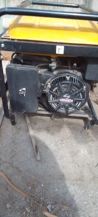 Продам  генератор в отличном состоянии