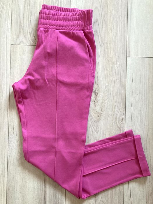 Pantaloni animal print, culori vibrante de primavara