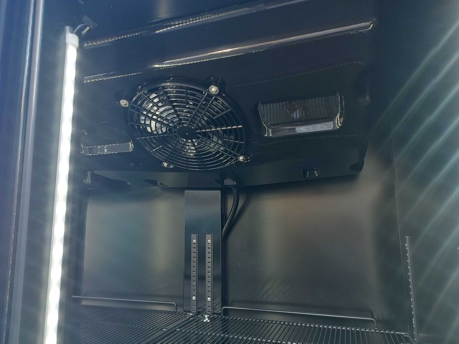 Вертикални хладилни витрини - Нови налични на складд