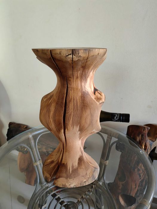 Арт помощна масичка