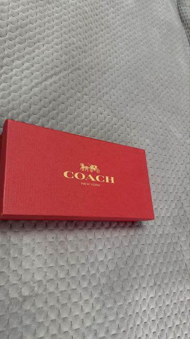 Coach портмонета