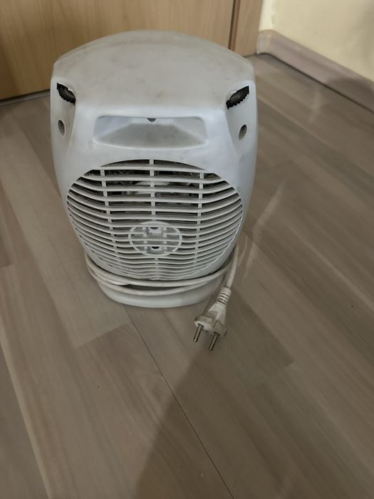 Продавам влагоабсорбатор и Вентилаторна печка