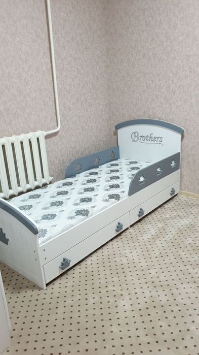 Mebel.Bollar yotoqxonasi uchun qulay bolgan mebellar