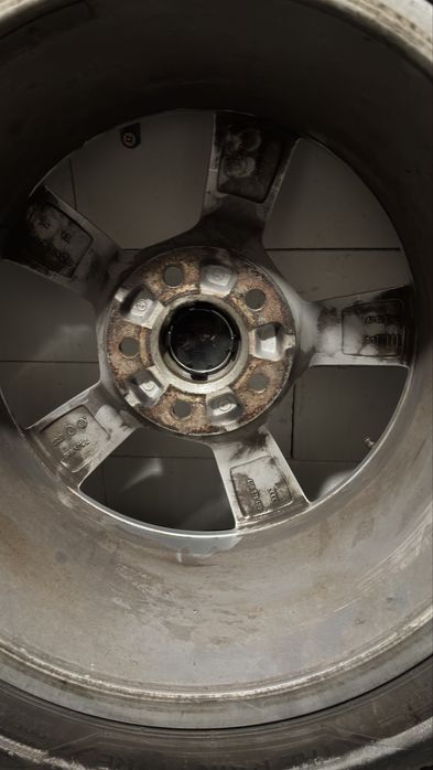 Джанти с гуми 205 55 16 Audi VW Skoda Mercedes