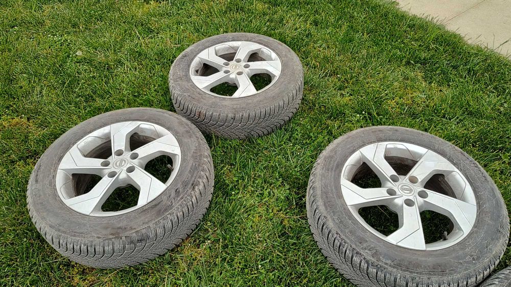 Зимни гуми bridgestone LM005, 215x65x17