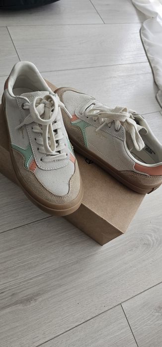 Tenesi Pepe Jeans, masura 37