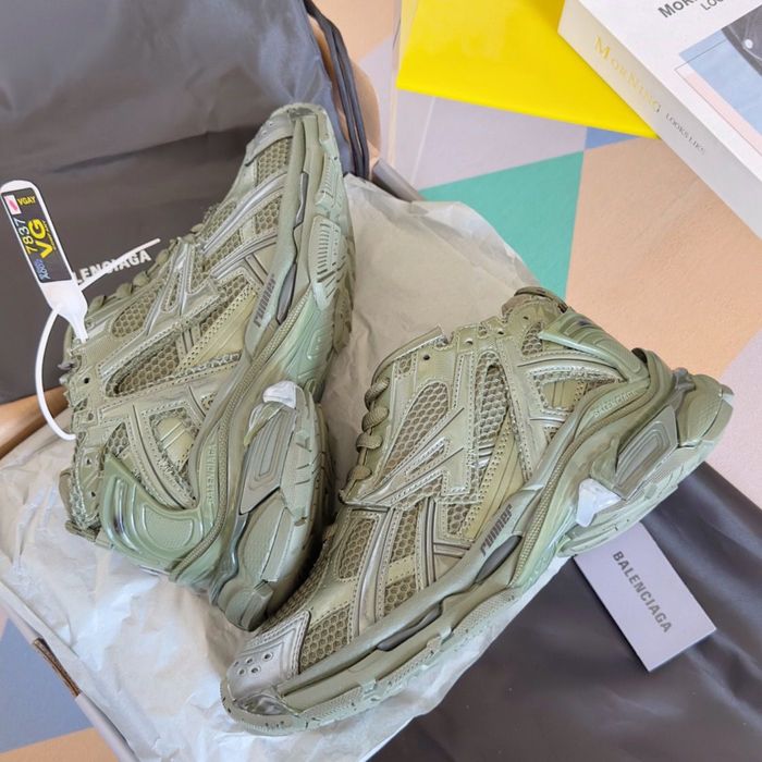 Balenciaga Runners NEW!