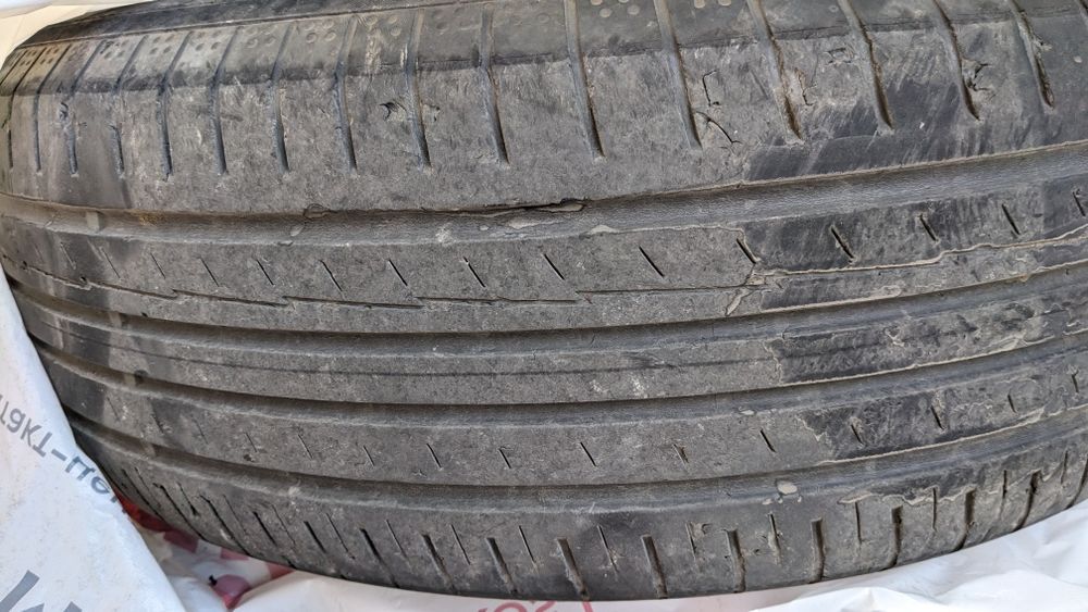 Продам шины летние 215/65 17