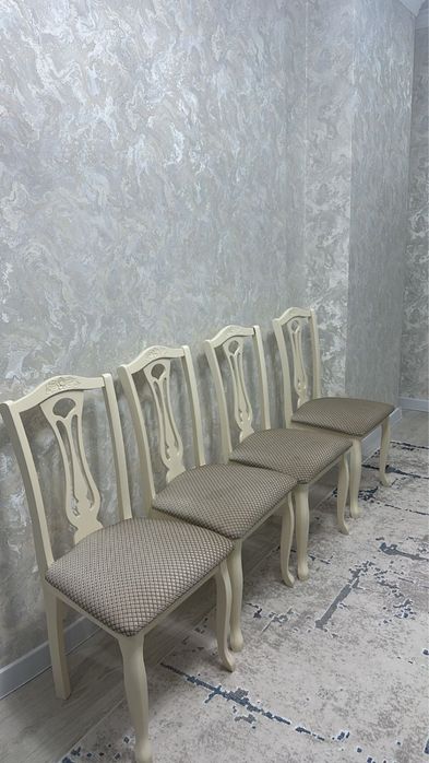 Продам стол со стульями