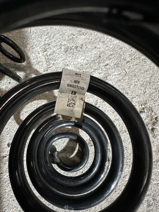 Задни пружини Audi A4 (B9)