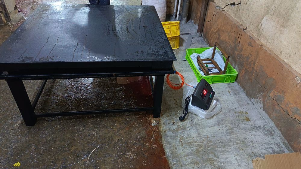 Ustol variyantli tarozimiz 2 tonnalik