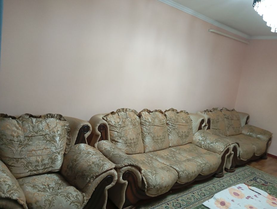 Продам диван тройка