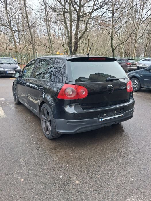 Dezmembrez golf 5 1.6 1.4 1.9 2.0