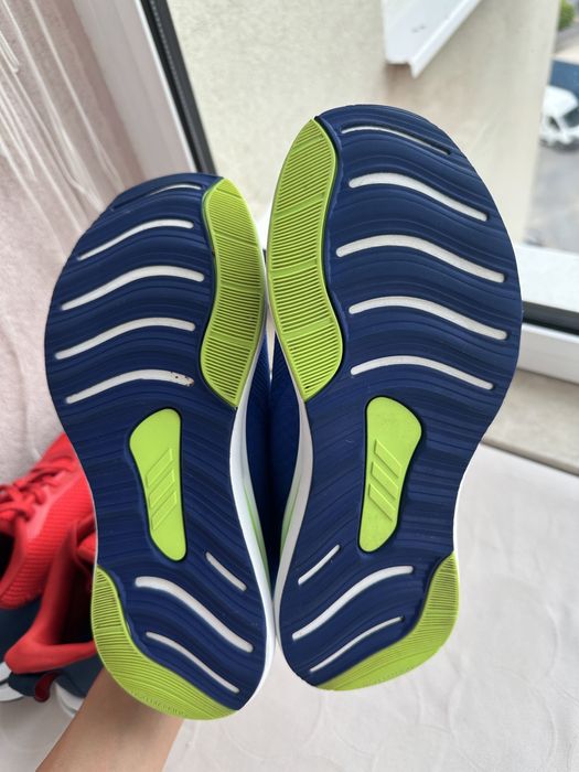 Маратонки adidas fortarun 35 и 35 1/2
