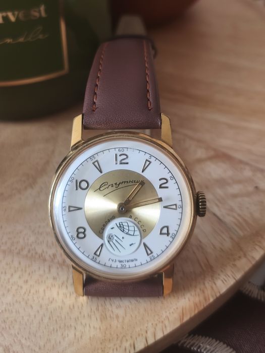 Ceas mecanic Pobeda Sputnik