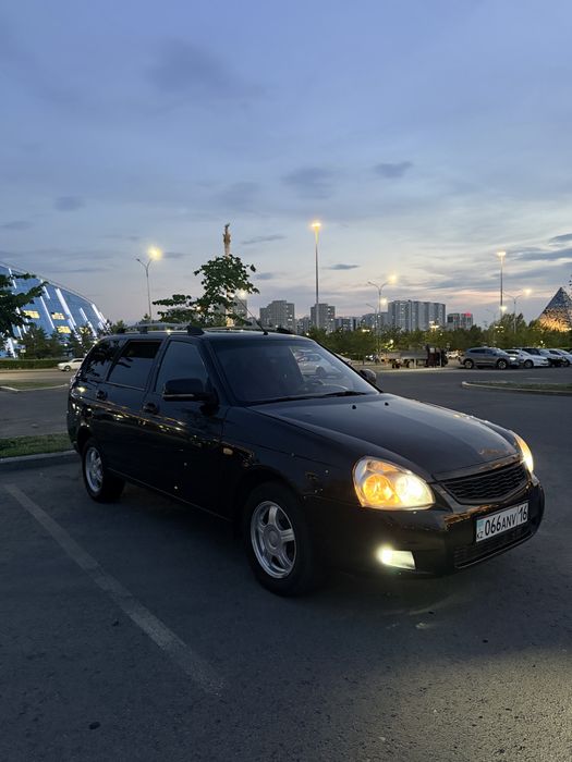 Машина Лада приора
