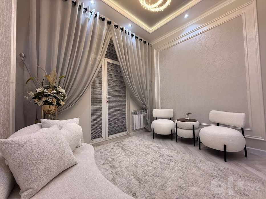 Квартира продается 3/3/4 на Бобуре