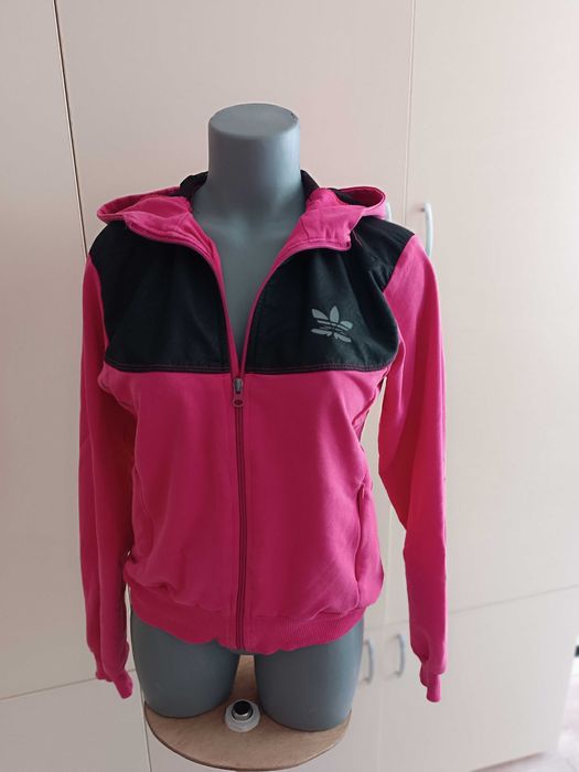 Спортни дамски дрехи