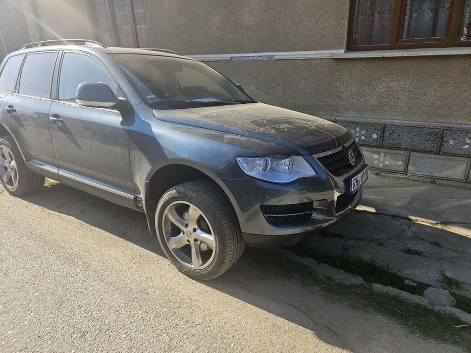 Vând vw tuareg 3 L sau schimb cu microbuz vw t5 8+1 sau Sharan1.9  131 cp+1