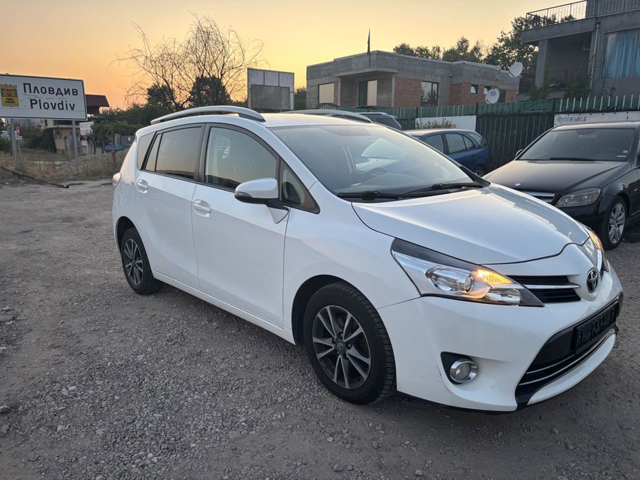 Toyota Verso   2.0 D4D 125 коня 2014