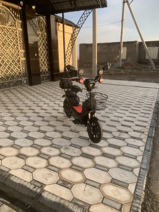 Продам скутер лепорт проект