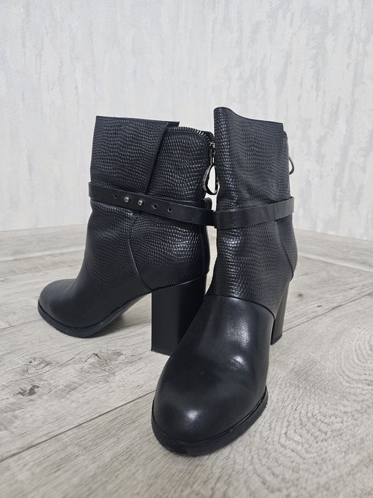 Продам ботильоны из натуральной кожи