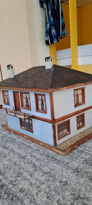 Макет на стара къща
