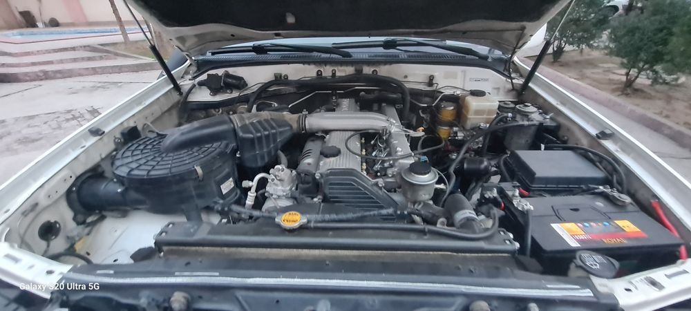 Toyota land cruiser 105.  Экспедиционный. Баки на 280 литров.