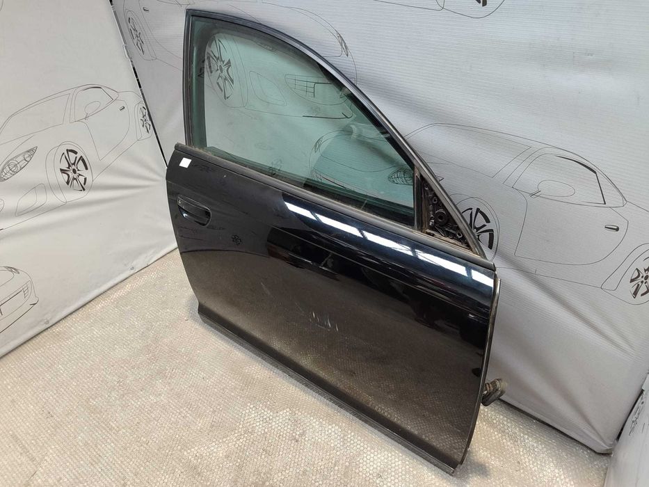 Ușă Față Dreaptă Audi A6 S6 C6 4F Break / Avant Negru Cod Culoare A2 / Y9B 2009 / [2004-2011] / 4F0831052F (3D)