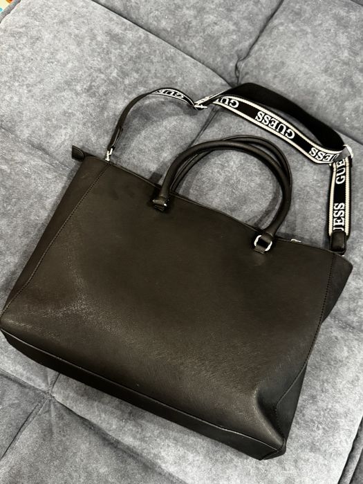 Продам сумку guess тоут
