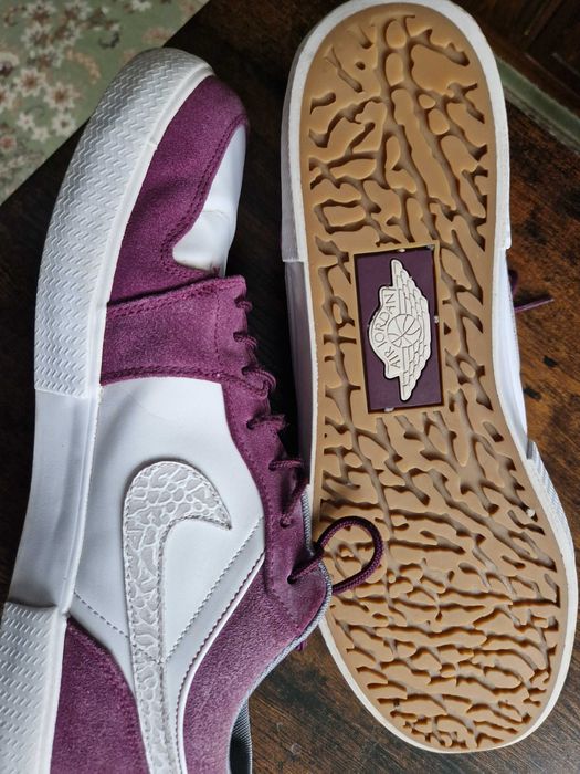 Air Jordan Retro V.1 Bordeaux - Stealth 2012 Marimea US: 14