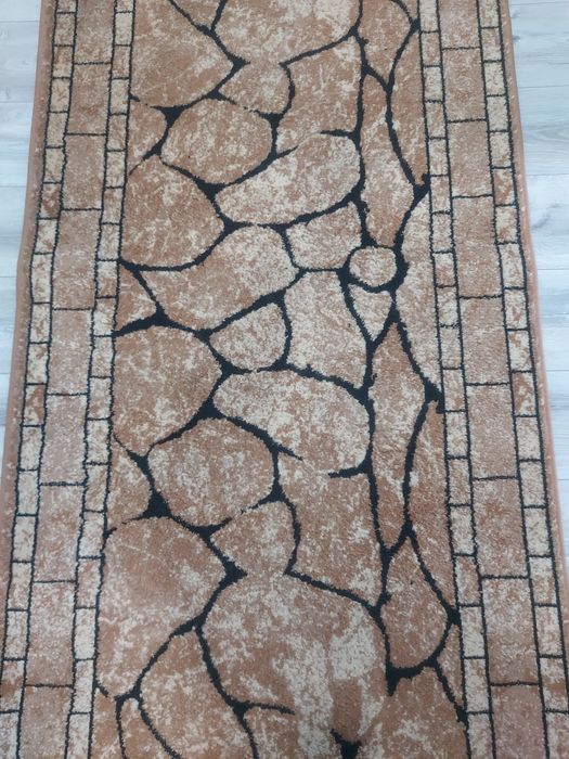 Ковер,дорожка б/у по низким ценам