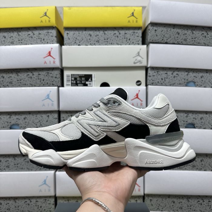 New Balance 9060 Grey Jet Black U9060JBB