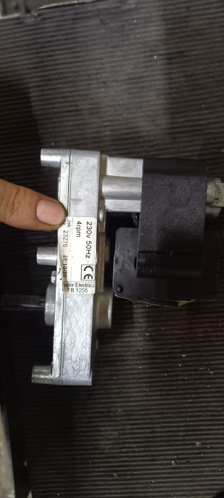 Pinione si reductoare centrale/cazane peleți, service, bucse