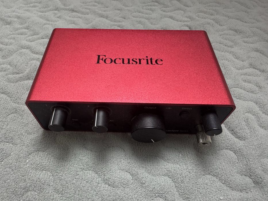 Звуковая карта Focusrite Scarlett Solo 4th Gen