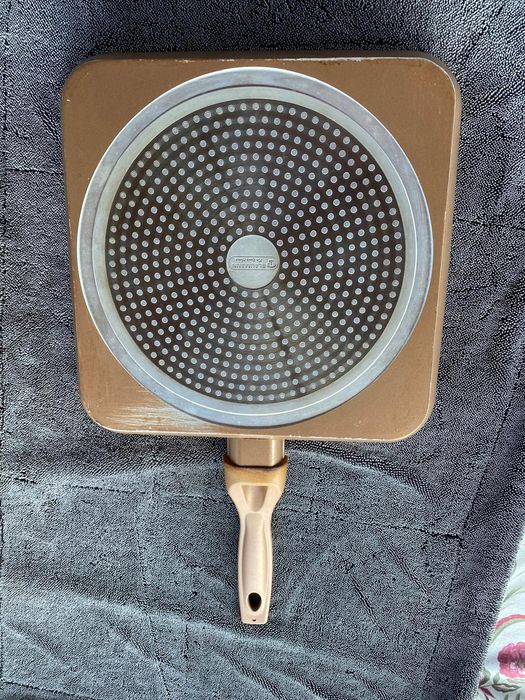 Grill ceramic pătrat