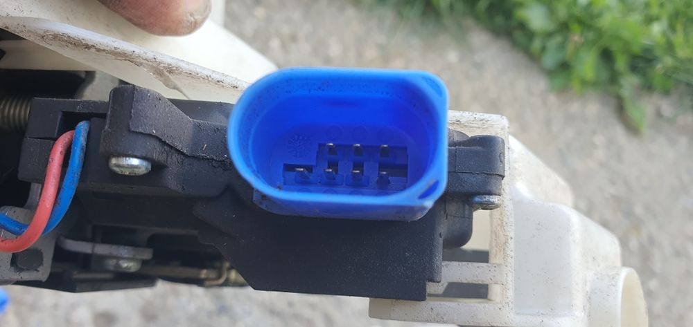 Broasca fata spate stanga dreapta golf 5 plus skoda oct 2 touran jetta