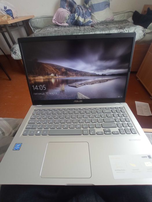 Komputer notbuk 2022