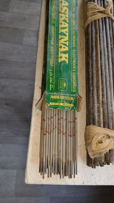 Электроды для сварки 2,5мм! 4мм! 5мм!