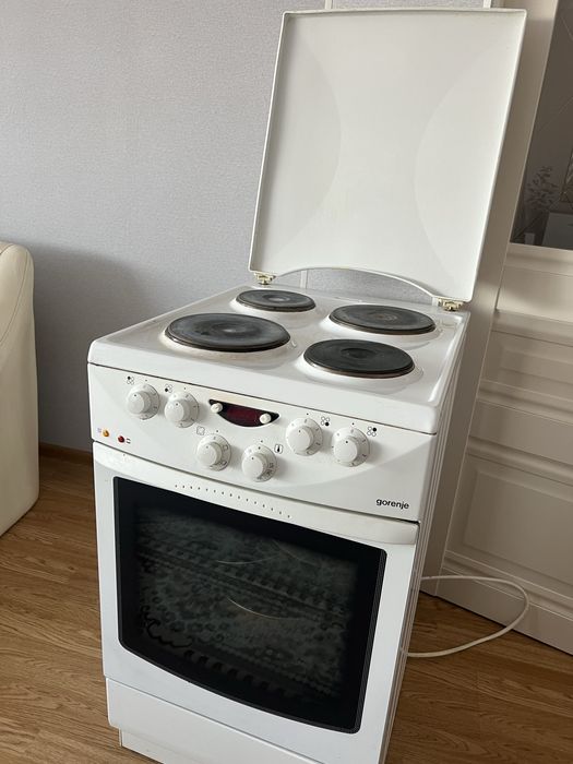 Продается электрическая плита