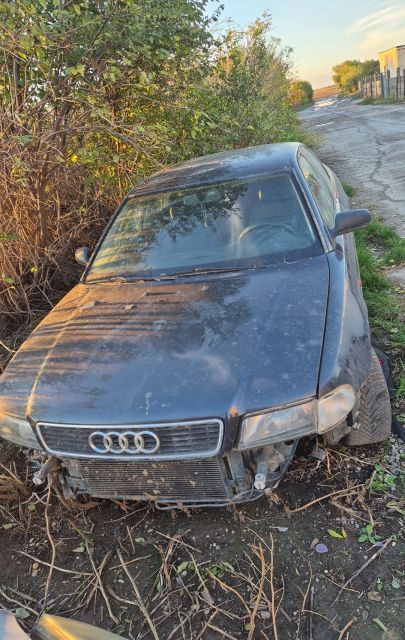 Buton avarie 8D0941509C Audi A4 B5