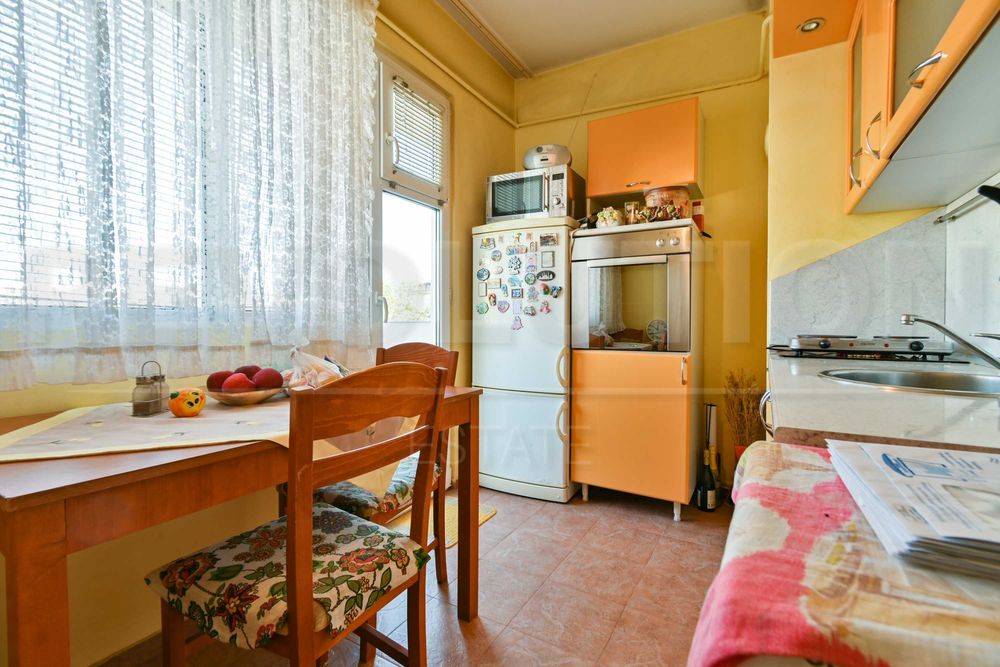 Продава се Двустаен апартамент в София, Борово - 64 кв.м за 2327 €/кв.м - Снимка #3