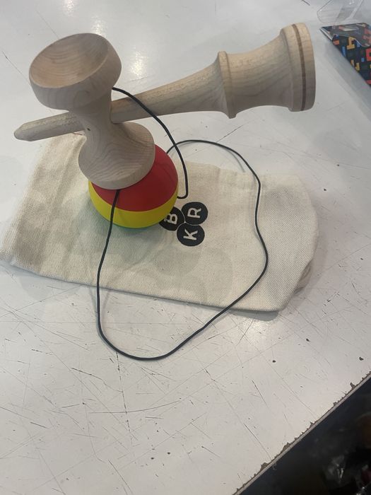 Kendama profesionala