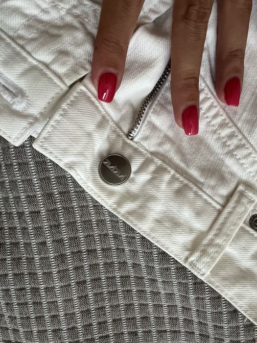 Бяла дънкова пола Pepe Jeans